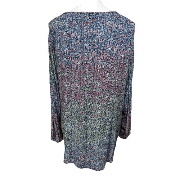 Lucky Brand Women's Top Plus Sz 1X Blue Floral Ombre' Lightweight Long Sleeves - Picture 7 of 16